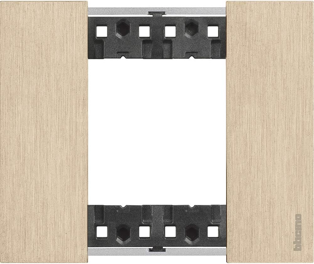 L.NOW - plate 2P GOLD