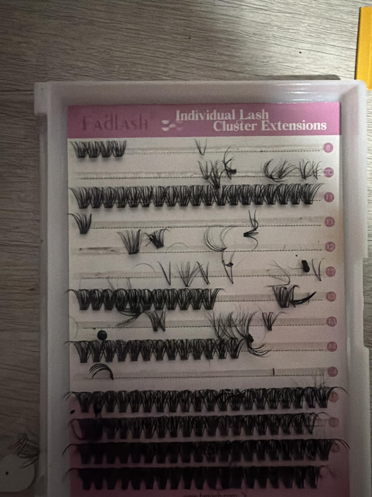 FADLASH DIY Lash Clusters Individual Eyeslash Extensions D Curl 280PCS Natural Eyelash Clusters Soft Band Wispy Volume Eyelash Extension for Beginners DIY at Home (40D-0.07-D, 8-16mm)