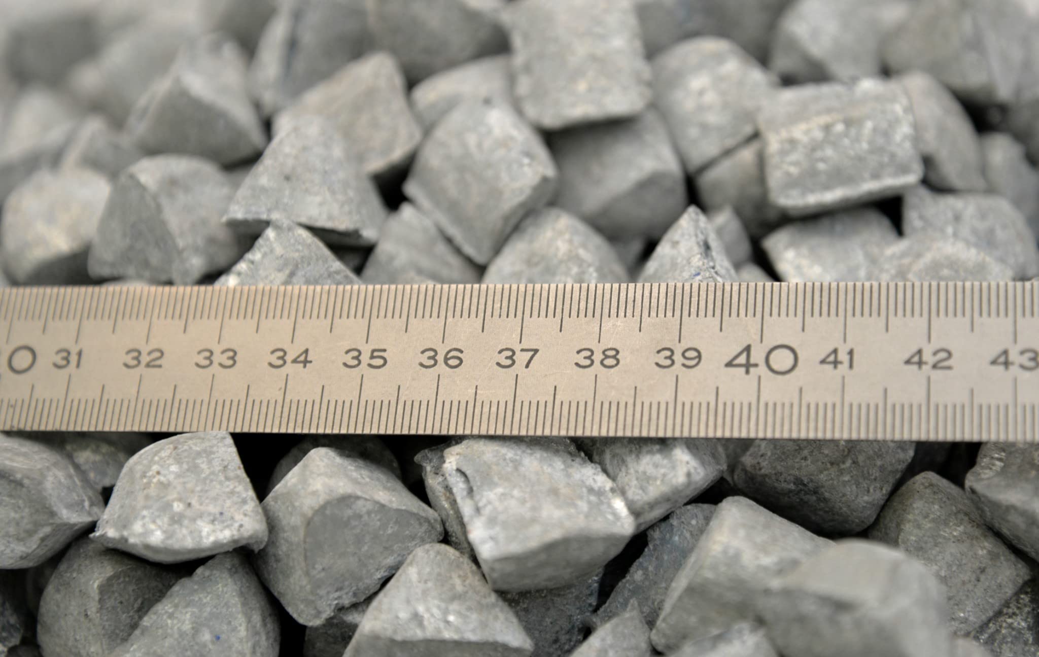Zink 1000gr Zn 99.99% Element 30 Rein Metall Hohe Qualität Pyramieden Rohzink