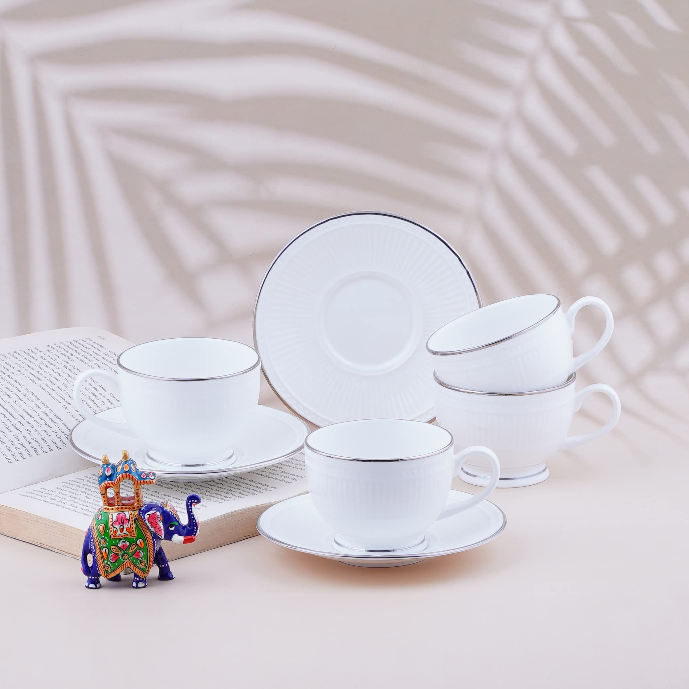 Dandy Lines England By Data Crown Platinum Cups And Saucers, 50040
