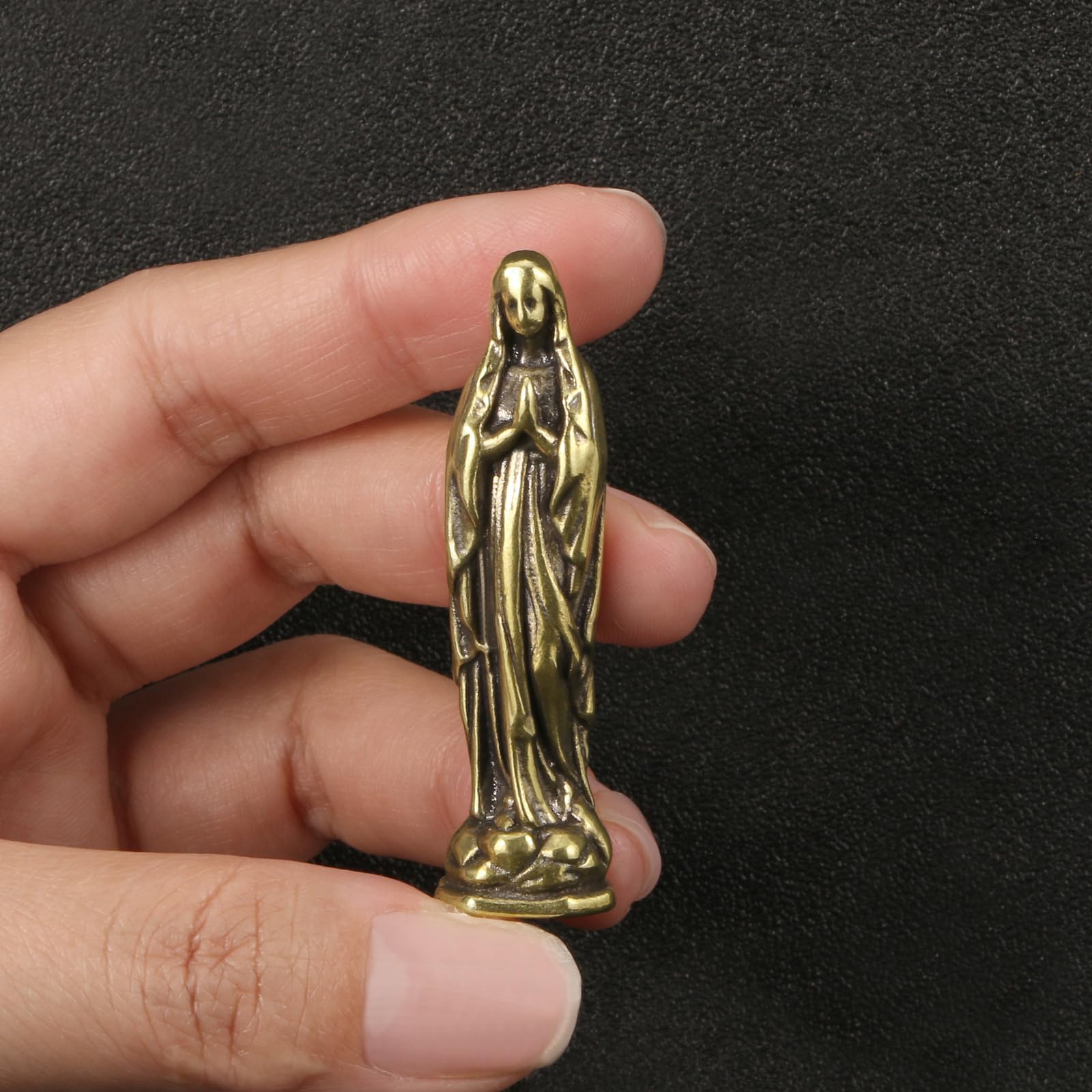 NBKLSWSUI Handmade Bronze Keychain Sculpture Figurine Sculture For Living Room Home Office Desk Bedroom Unique New Homeowners Feng Shui Sculptural
