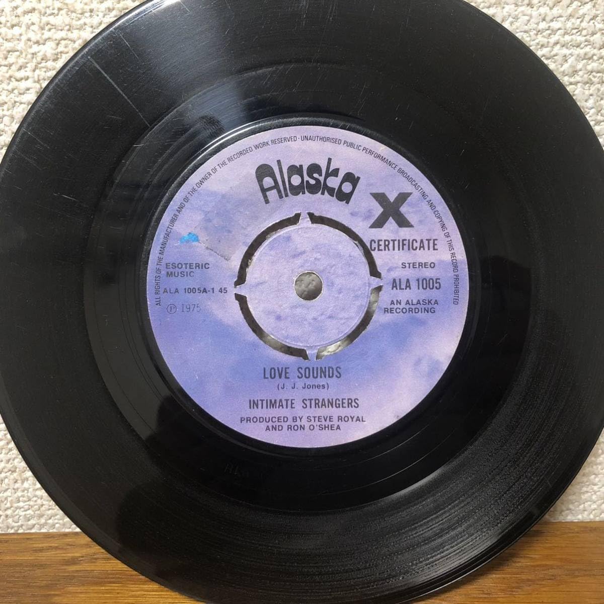 Amazon.co.jp: 激レア 7インチ Intimate Strangers Love Sounds