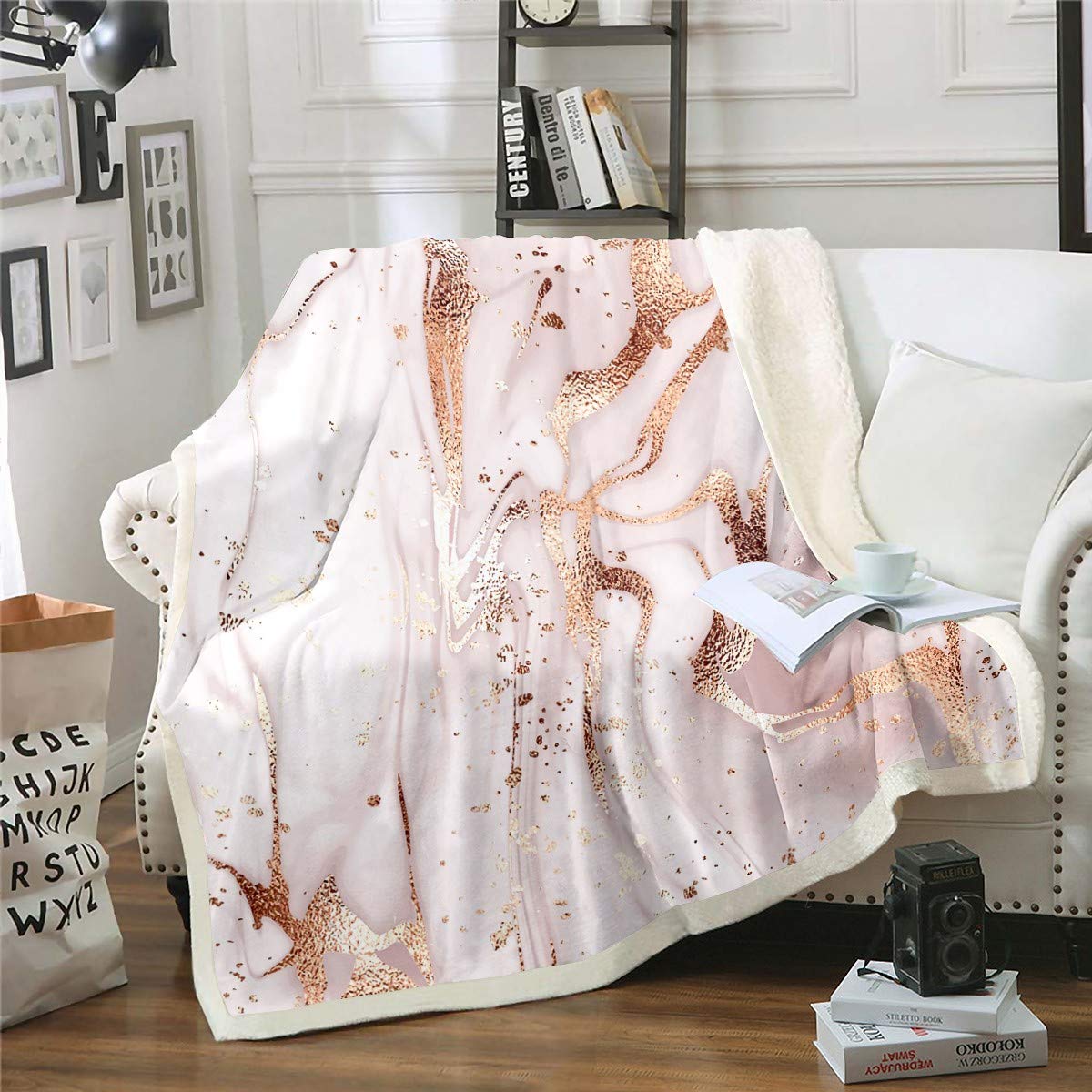 Girls Marble Fleece Throw Blanket Pink Marble Printed Sherpa Blanket Women Abstract Art Comforter Cove Luxury Modern Wave Quicksand Glitter Fluid Fuzzy Blanket for Sofa Bed Couch,Single 50x60 Inch