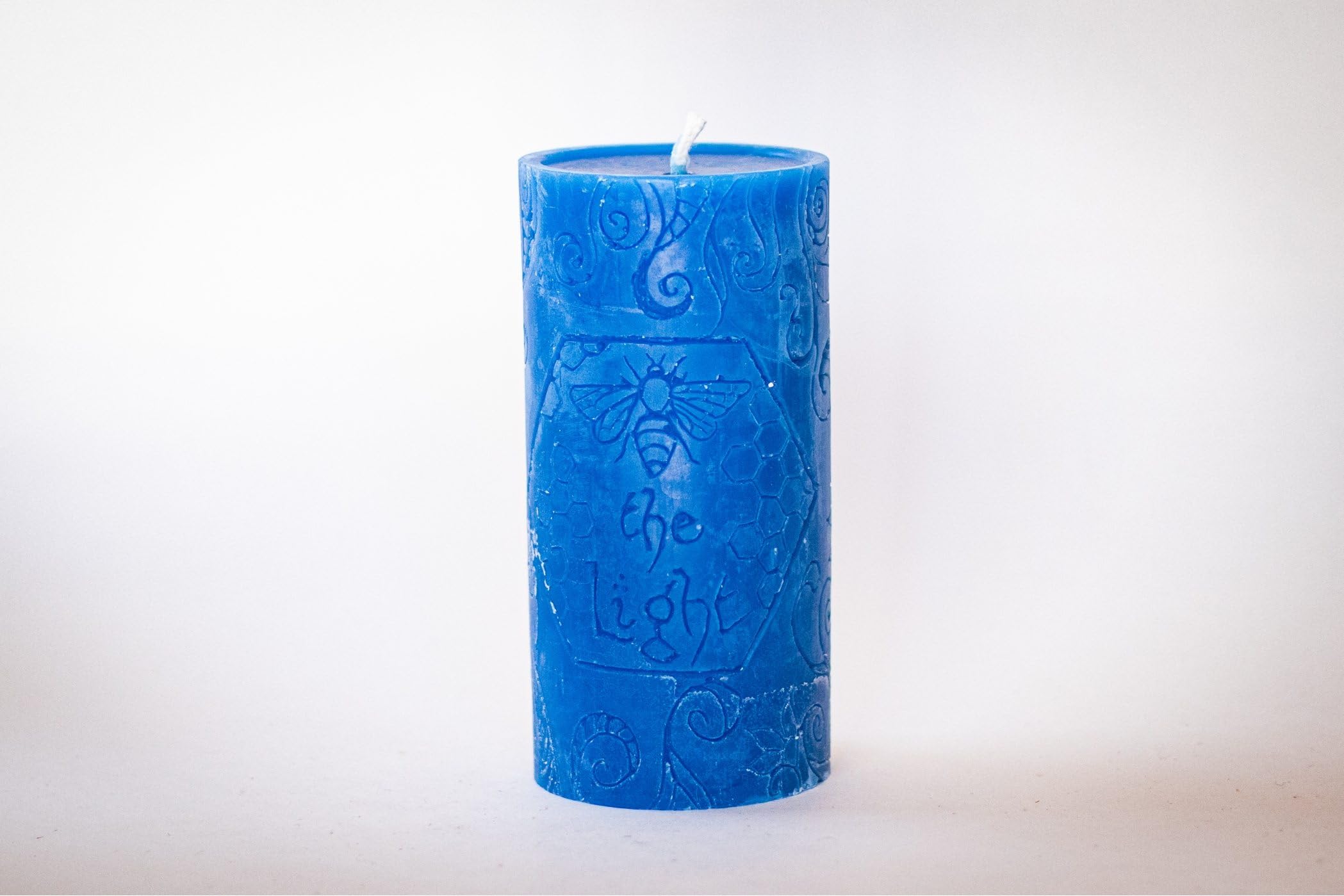 BeeTheLight - Vela de cera de abeja 100 % pura, elige tu tamaño y color, 72 horas de tiempo de combustión, grande, 2.6 x 5.6 pulgadas (se adapta a soportes de 3 x 6 pulgadas), sin perfume, aroma a