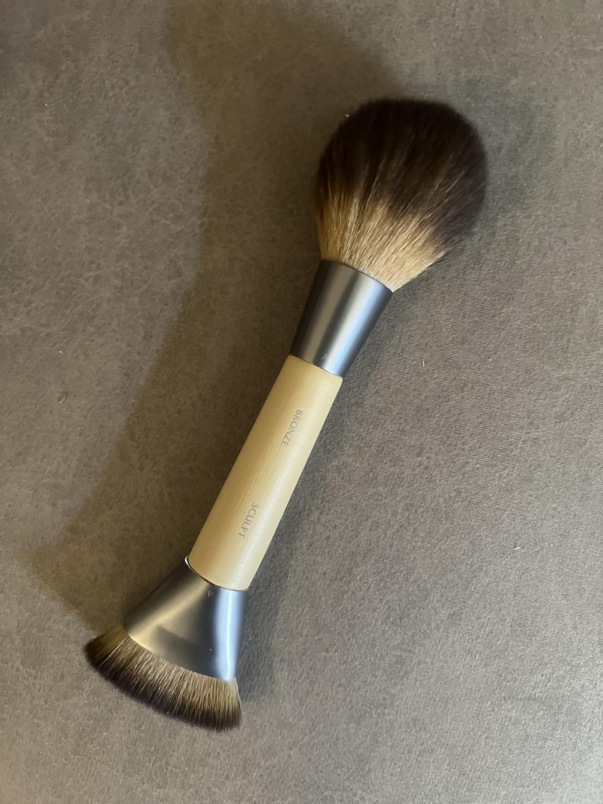 EcoTools Sculpt + Bronze Dual-Ended Makeup Brush, Fluffy Bronzer & Dense Contour Brush for Liquid, Cream & Powder Face Makeup, Travel-Friendly, Vegan & Cruelty-Free, Eco-Friendly Handle, 1 Count