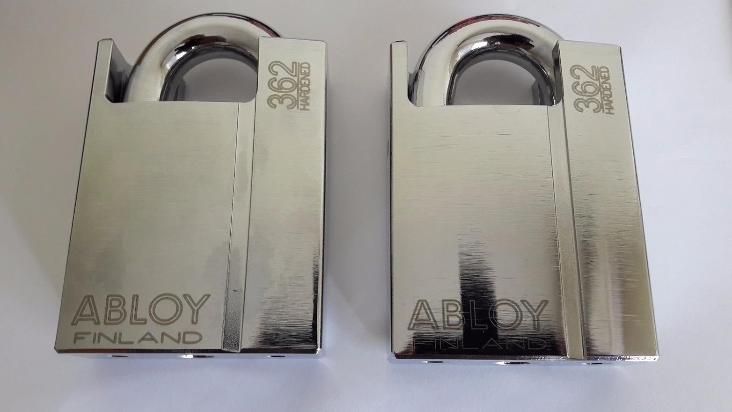 2 X ABLOY PL362 Steel Padlocks Keyed Alike/with 4 Keys Total and ID Card (PROTEC 2)