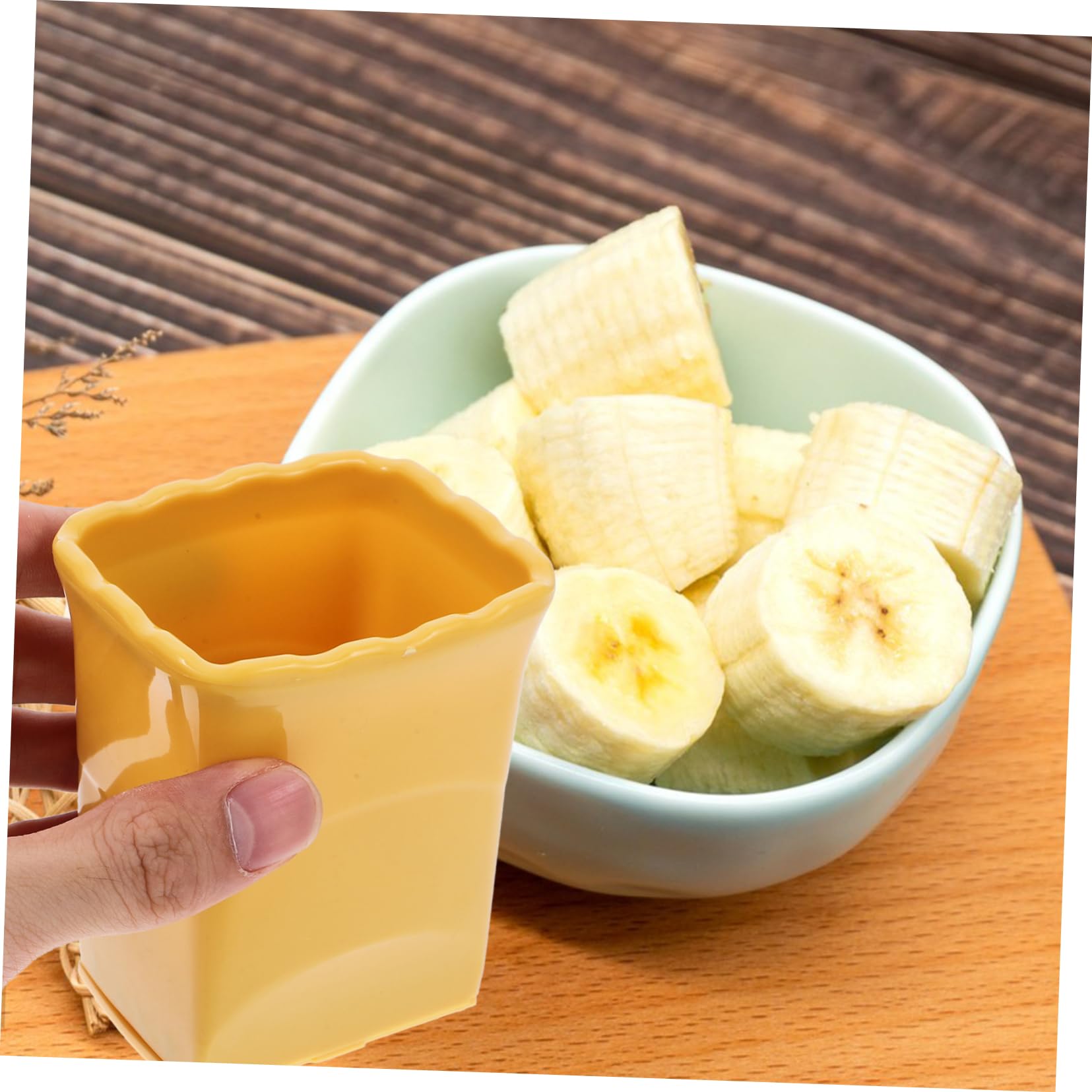 ABOOFAN 4 Sätze Obstschneider Bananenschneider Obstbecherschneider Mini-Slicer Tassenschneider gemüseschneider küchenwerkzeug Allesschneider für zu Hause Eierschneider kochen Plastik
