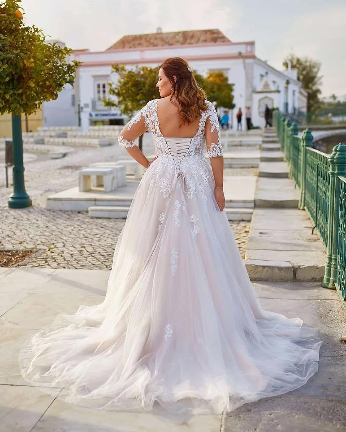 Plus Size Wedding Dress for Bride with Long Sleeve V Neck Lace Appliques Long Bridal Gowns for Women 2026