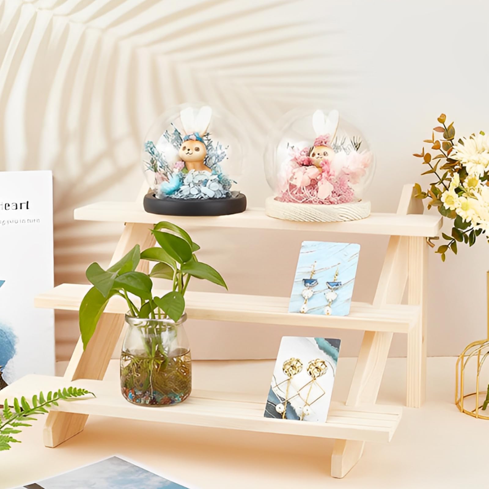 AKOLAFE Lot de 2 Présentoirs en Bois 3 Niveaux Présentoir Étagère 39 x 30 x 24CM Etagere Parfum Bois Étagères de Présentation avec Rainure Presentoir Parfum Détachable pour Artisanat, Figurine, Bijoux