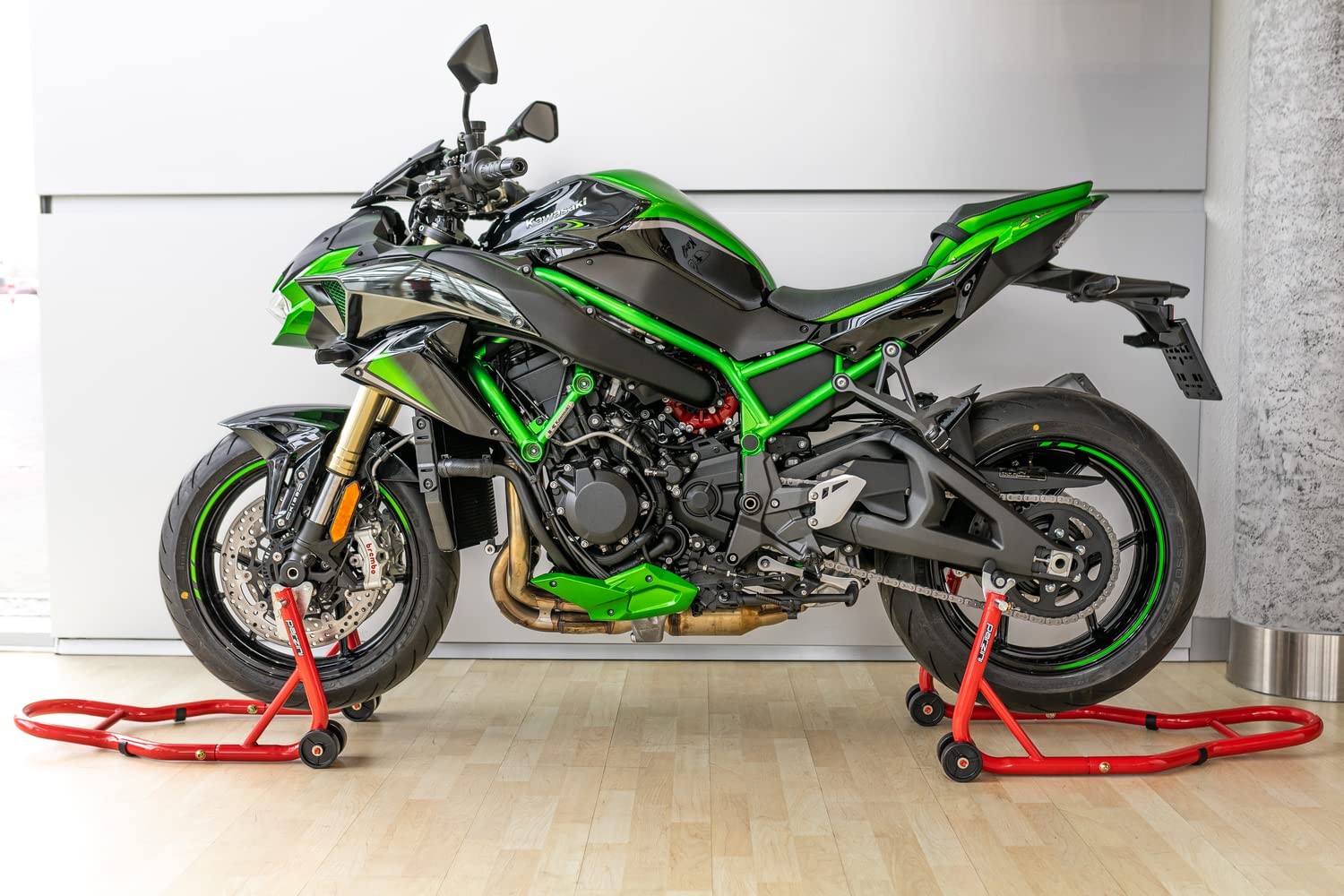 Motorradständer/Montageständer Set Vorne + Hinten Parzini Strada, rot mit gummierter und V- Aufnahme