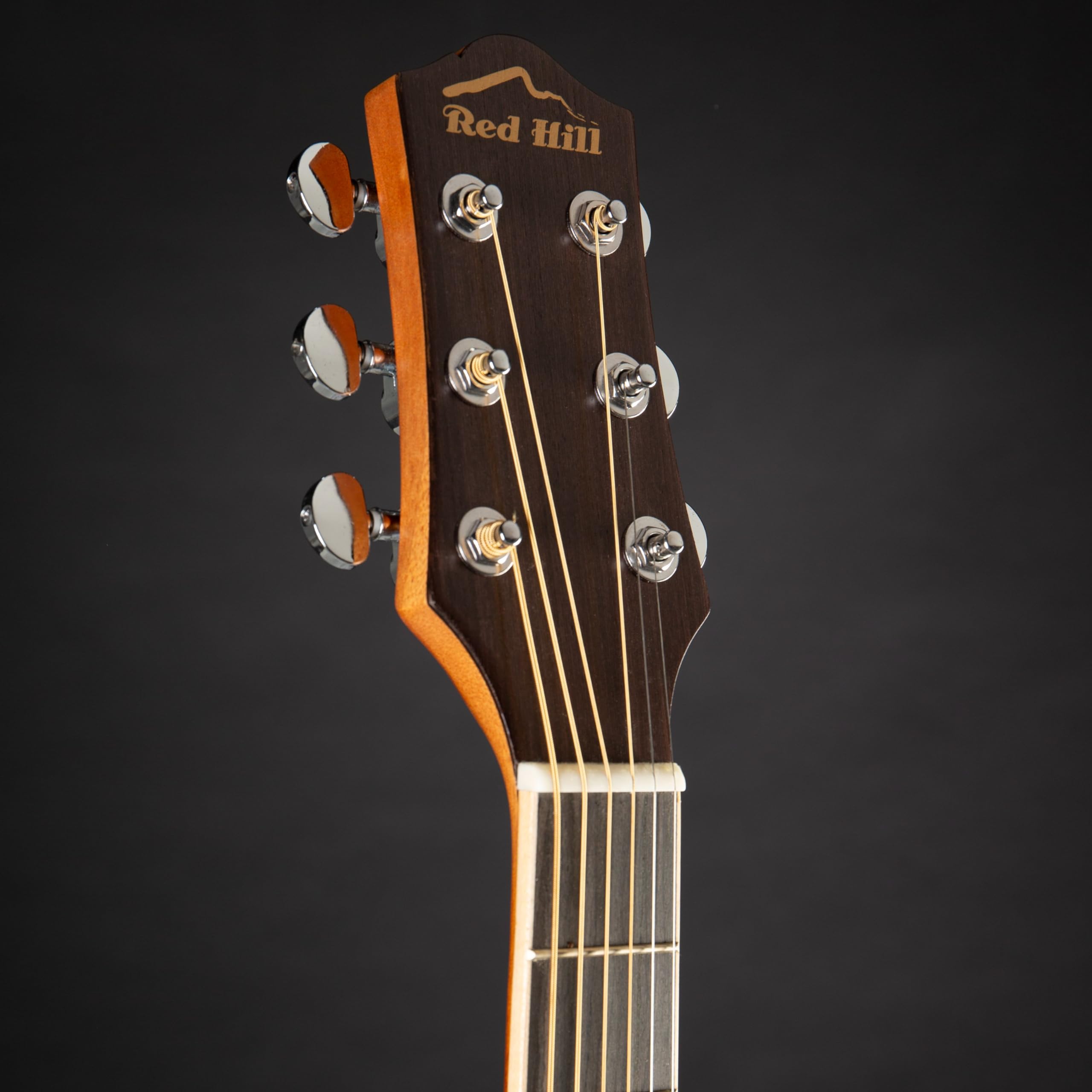 Red Hill DCE-S NT Natural Dreadnought Cutaway Westerngitarre, Massive Fichtendecke, Sapele Korpus, JM-6T Tonabnehmer, Stimmgerät, 4-Band Equalizer