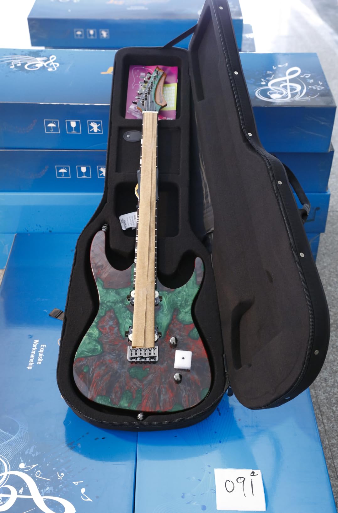 Amazon.com: Leo Jaymz Electric Guitar Hurricane Deluxe See What