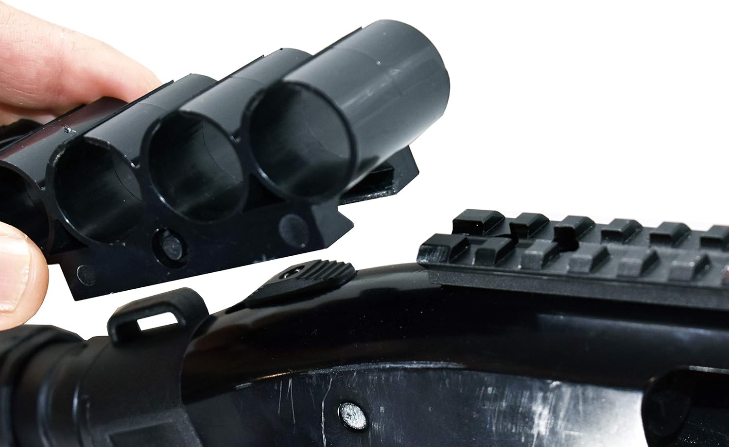 Mossberg 500/590/835 Aluminum Shell Holder with Rail Mount Shells Carrier Hunting Accessory Holder 12 Gauge Tactical Shell Pouch Ammo Shell Round slug Carrier Reload Adapter Target Single Rail Mount.