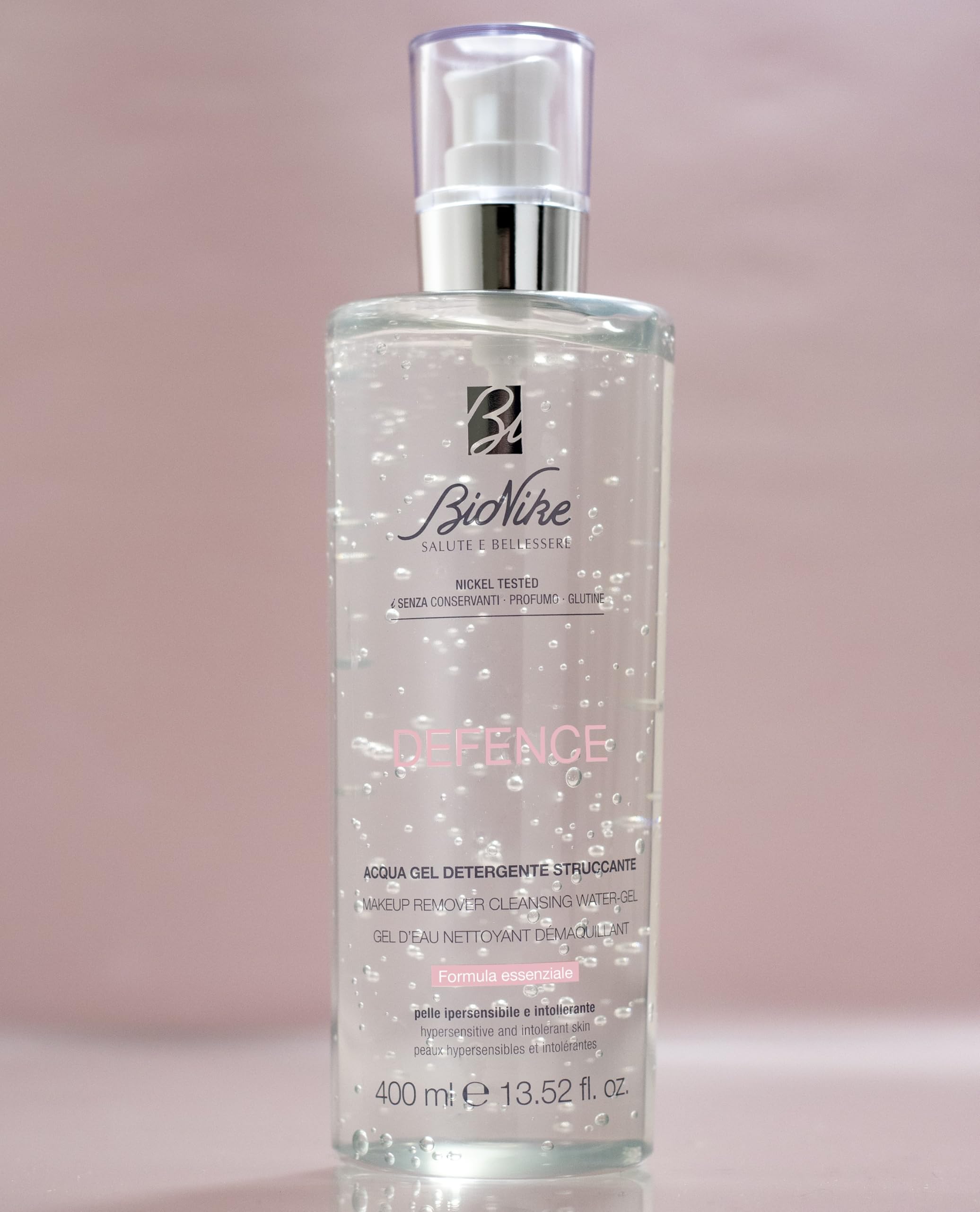 BioNike Defence - Acqua Gel Detergente Struccante, con Pantenolo, per Pelle Delicata e Ipersensibile, Deterge e Strucca la Pelle del Viso e gli Occhi, 400ml