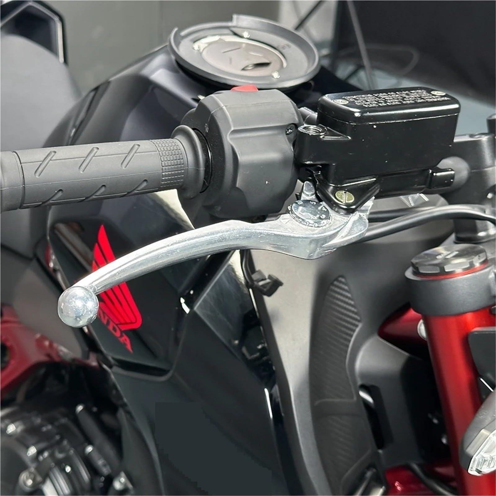 Black CNC Replacement Front Brake Master Cylinder With Lever, Compatible With HONDA NX500 CB750 Hornet 750 Rebel 500 CB500F CB500X(Brake Lever)