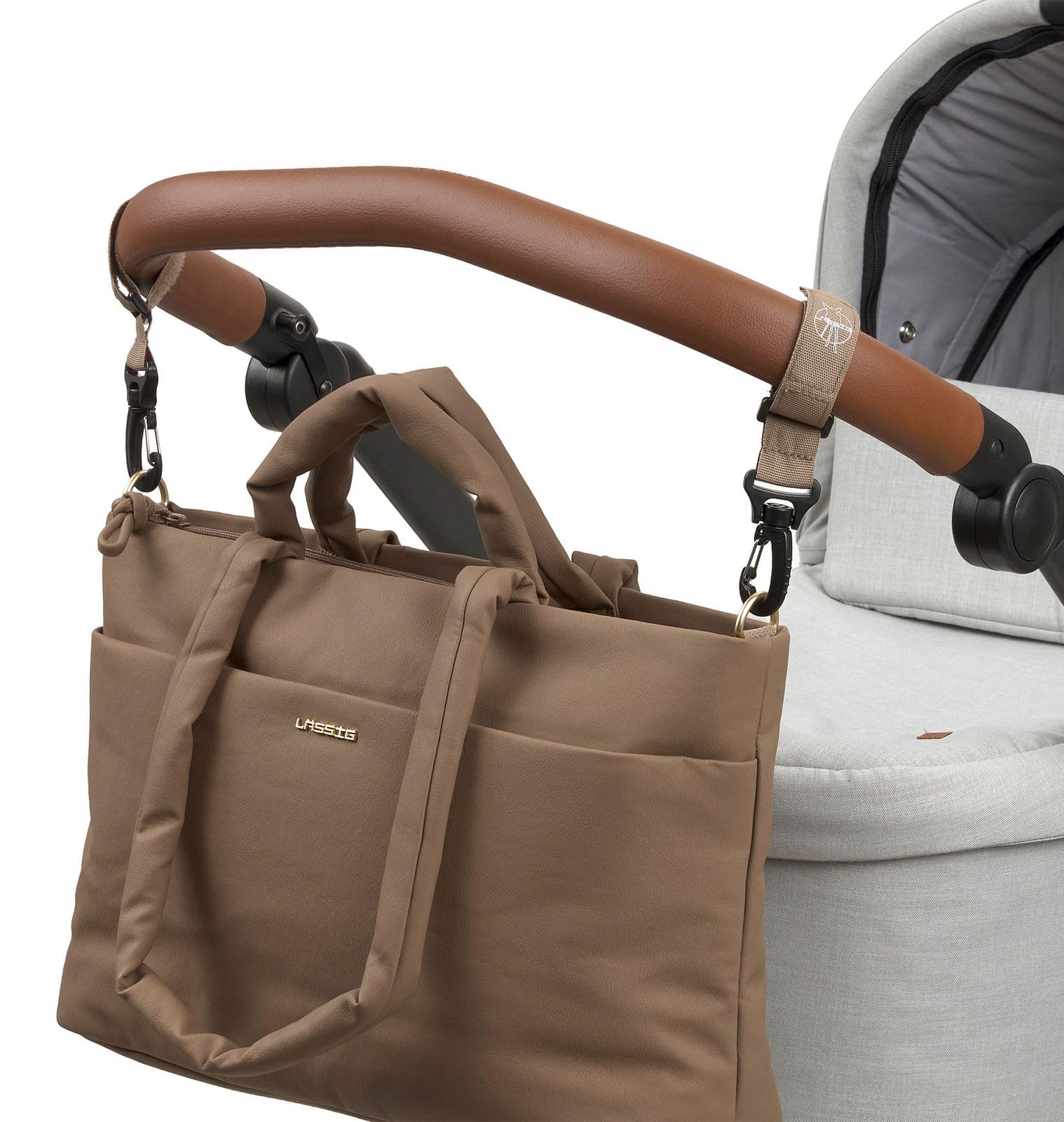 LÄSSIG Liva Shoulder Bag Wickeltasche Schultertasche Hazelnut braun