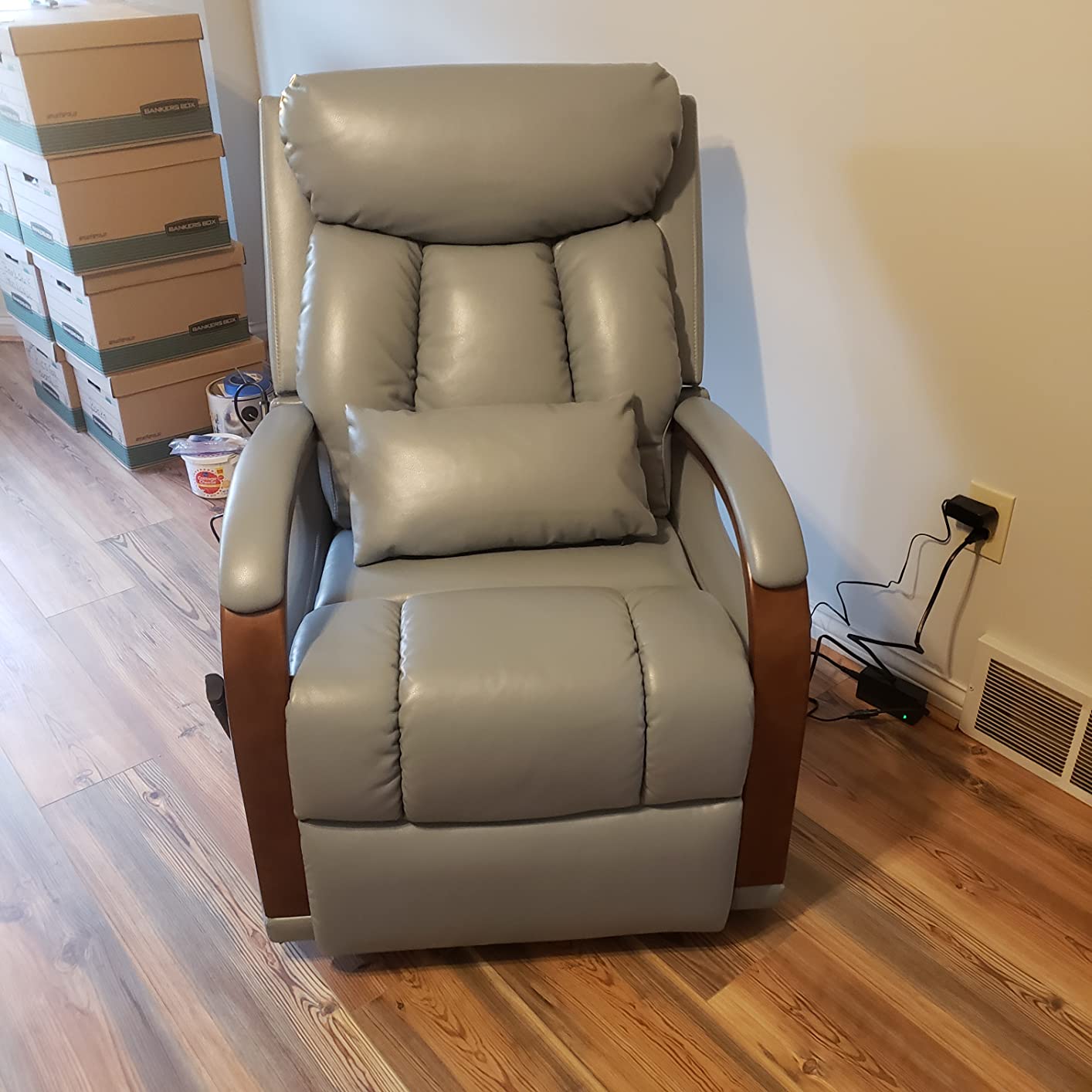 63/mo Finance DYNOX Small Lift Chair Recliners with Massage and Heat