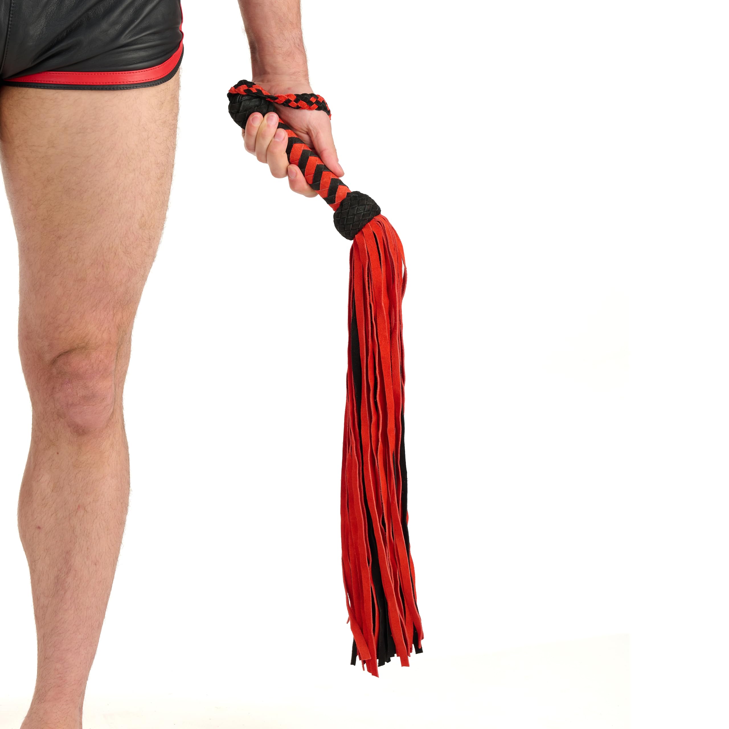 Prowler RED The 33" Black & Red Flogger - Diseño elegante para azotes sensuales y juegos de impacto