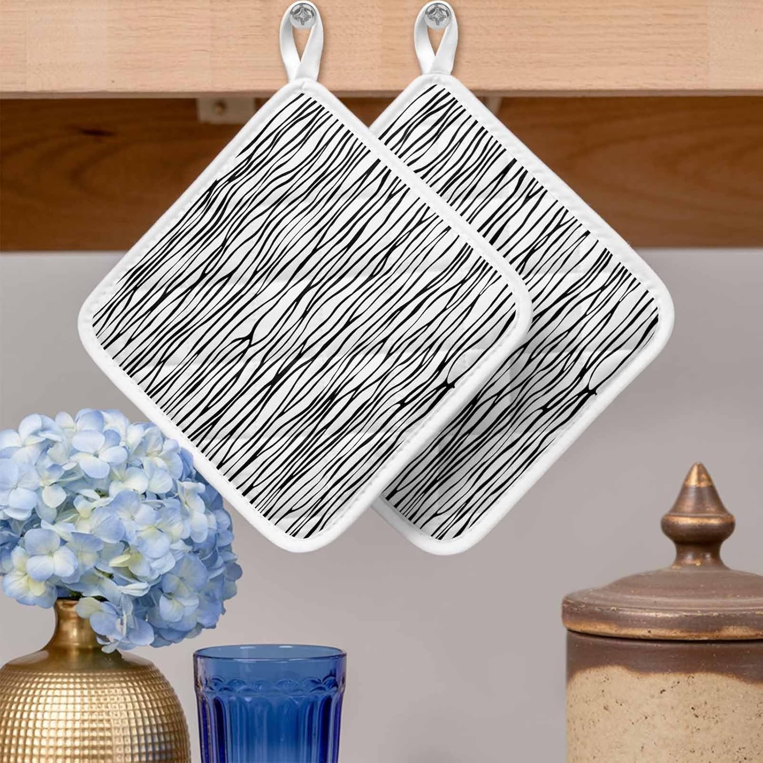 Black White Lines Pot Holders for Kitchen Heatproof Potholder, 5 Pack Retro Stripes Texture Minimalist Art Hot Pads Multipurpose Oven Pads Cloth Potholders Trivet for Cooking Baking