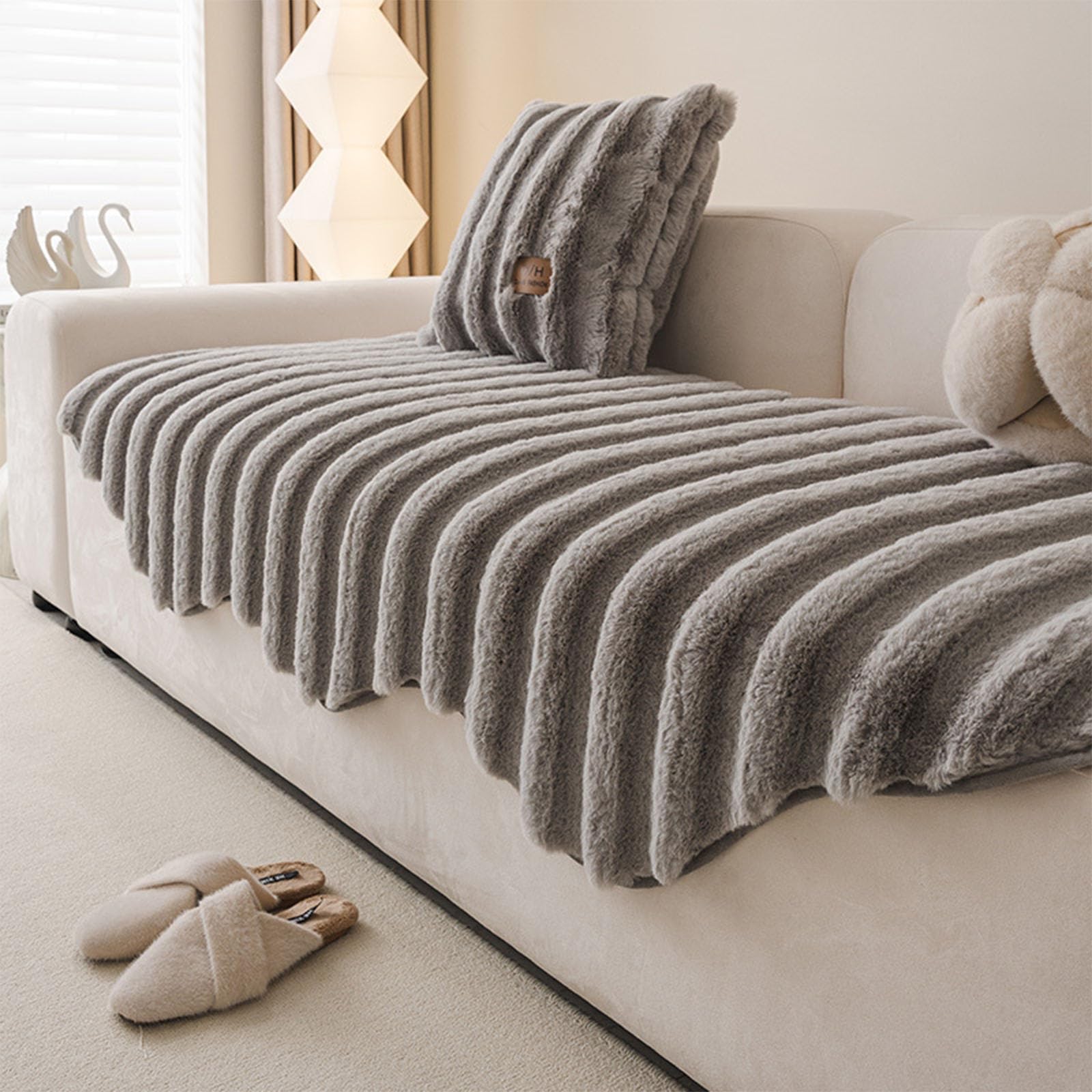 Housse de canapé en peluche pour rénover et réchauffer un salon froid 90x120