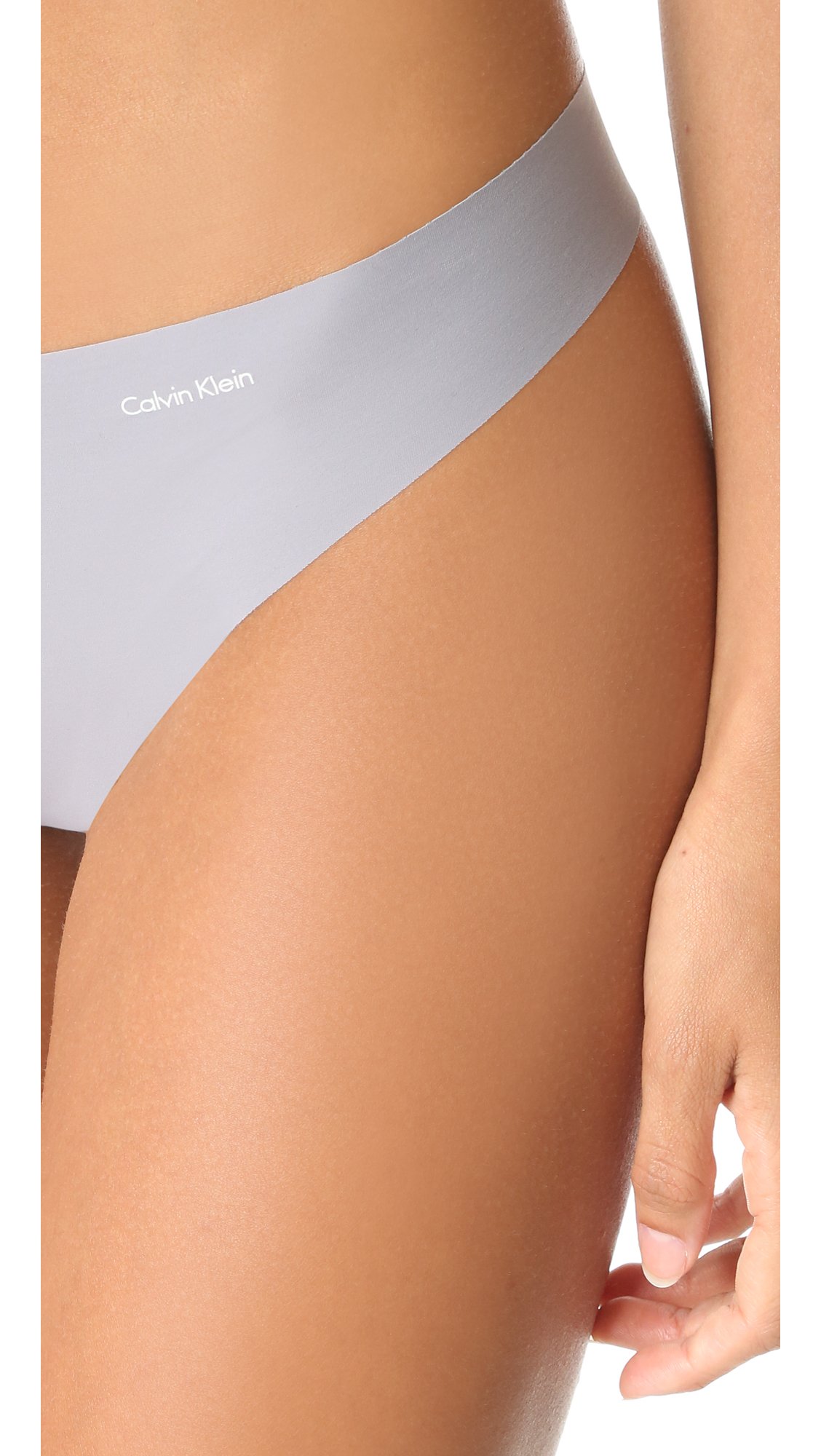 Calvin Klein Damskie Invisibles Thong Panty majtki stringowe
