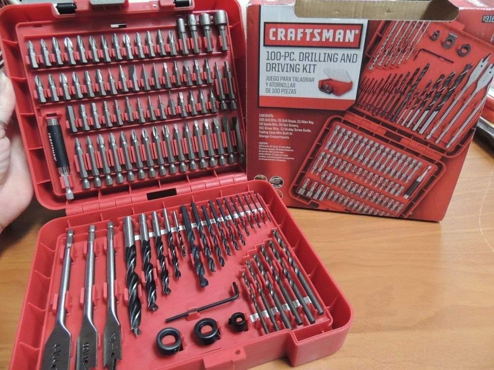 Craftsman 300 pc drill and drive set Outlet