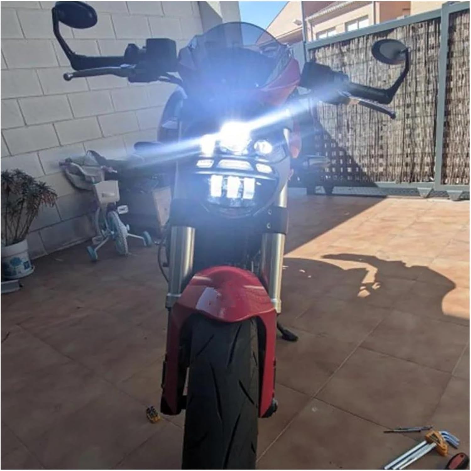 Kompletny reflektor przedni 100 W dla Ducati Monster 795 (2012-2015)