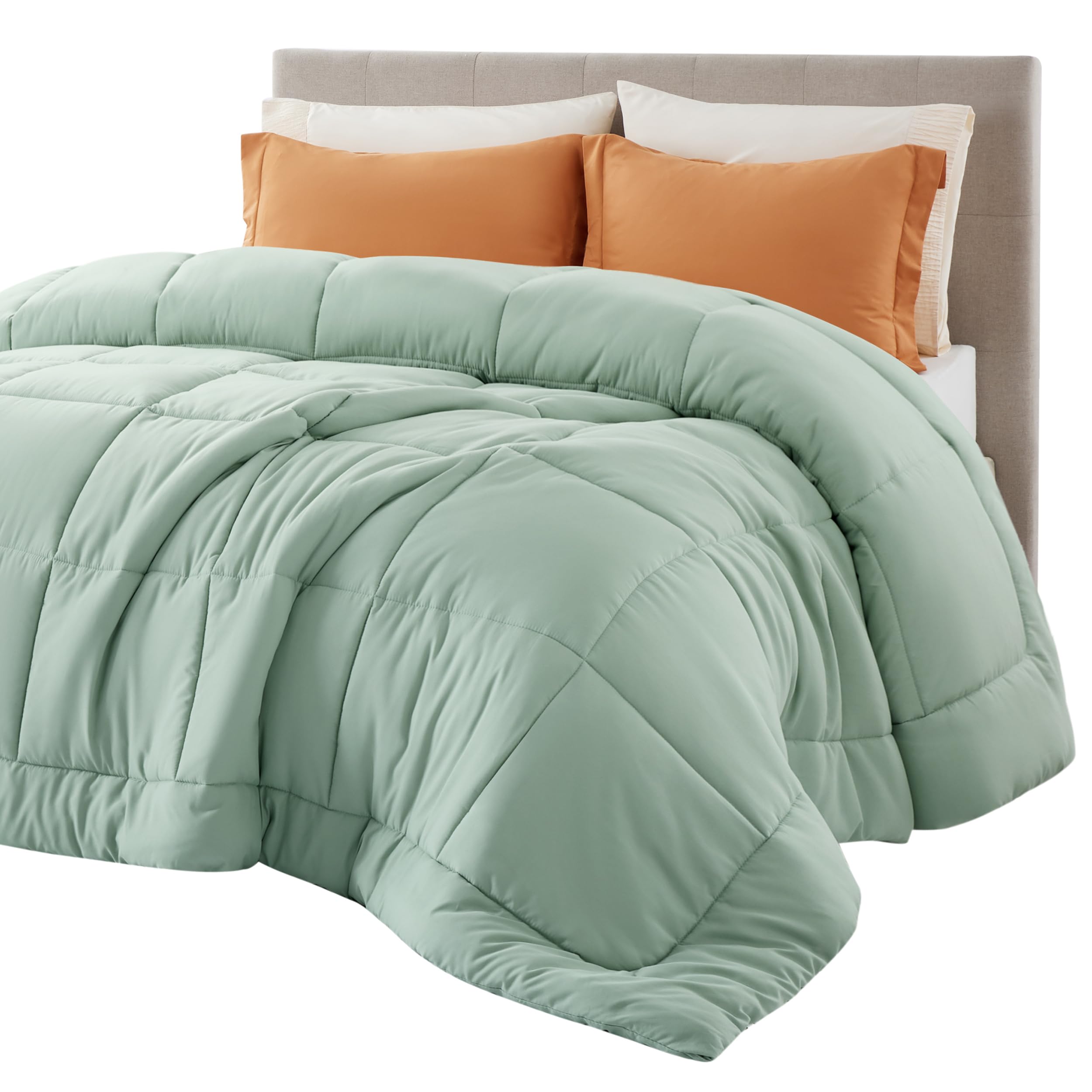 Bedsure Comforter Duvet Insert - Quilted Comforters Queen Size, All Season Duvet, Down Alternative Bedding Comforter with Tabs(Sage Green,Queen 88"x88")