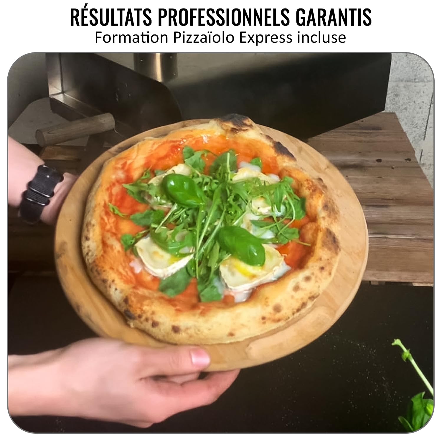 Four à Pizza Extérieur au Feu de Bois ● Conçu en France ● Acier Premium ● Surface de Cuisson XXL ● Flux d'Air Réglable ● Art Culinaire & Savoir-faire ● Housse et Pelle ● Pierre de Cuisson ● FLAMEOVEN