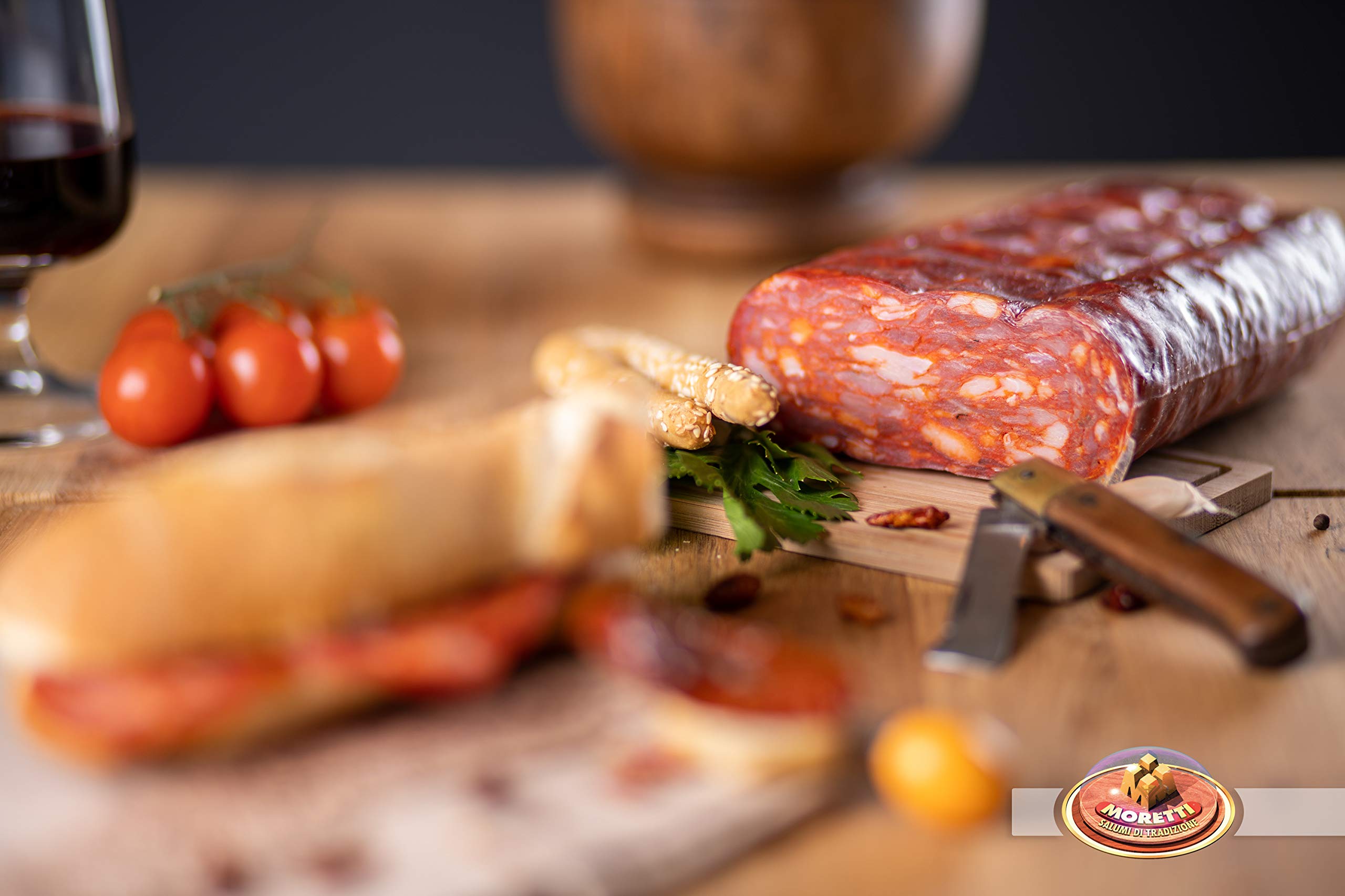 Spianata épicée calabraise épicée Moretti® | 600g / 700g Emballage sous vide | Salami assaisonné typique de Calabre | Séchage artisanal | Fabriqué en Calabre (Épicé)