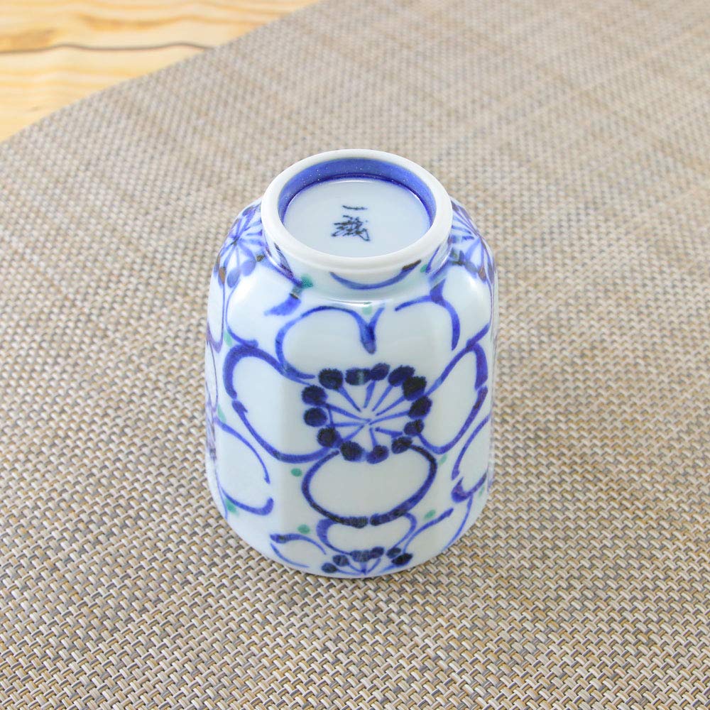 Amazon | 湯呑(湯飲み茶碗) 有田焼 波佐見焼 大輪花面取湯呑(青 Amazon | 湯呑(湯飲み茶碗) 有田焼 波佐見焼 大輪花面取湯呑(青