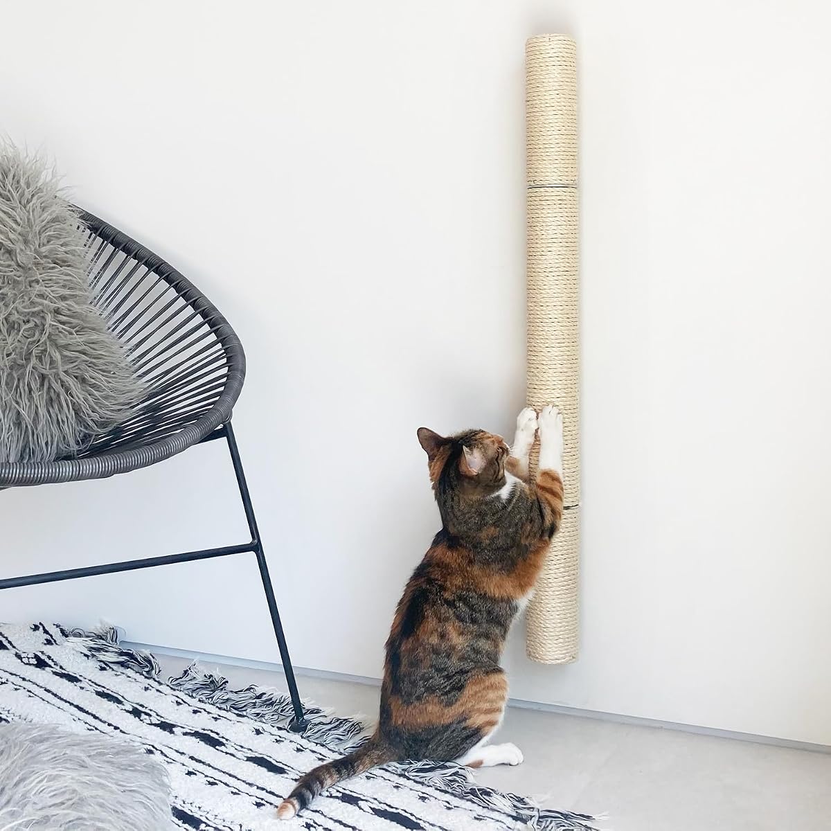 xympo Sisal Scratching Post 34"