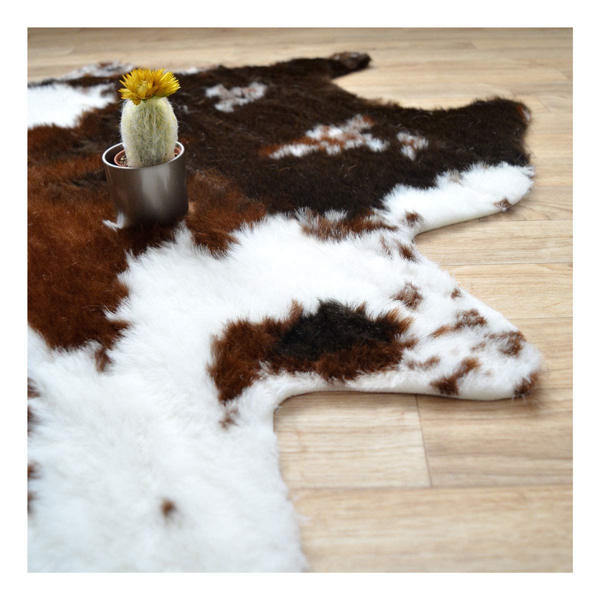 Tapis Peau de bête - Imitation vache Montbéliarde - Design - 140 x 170 cm