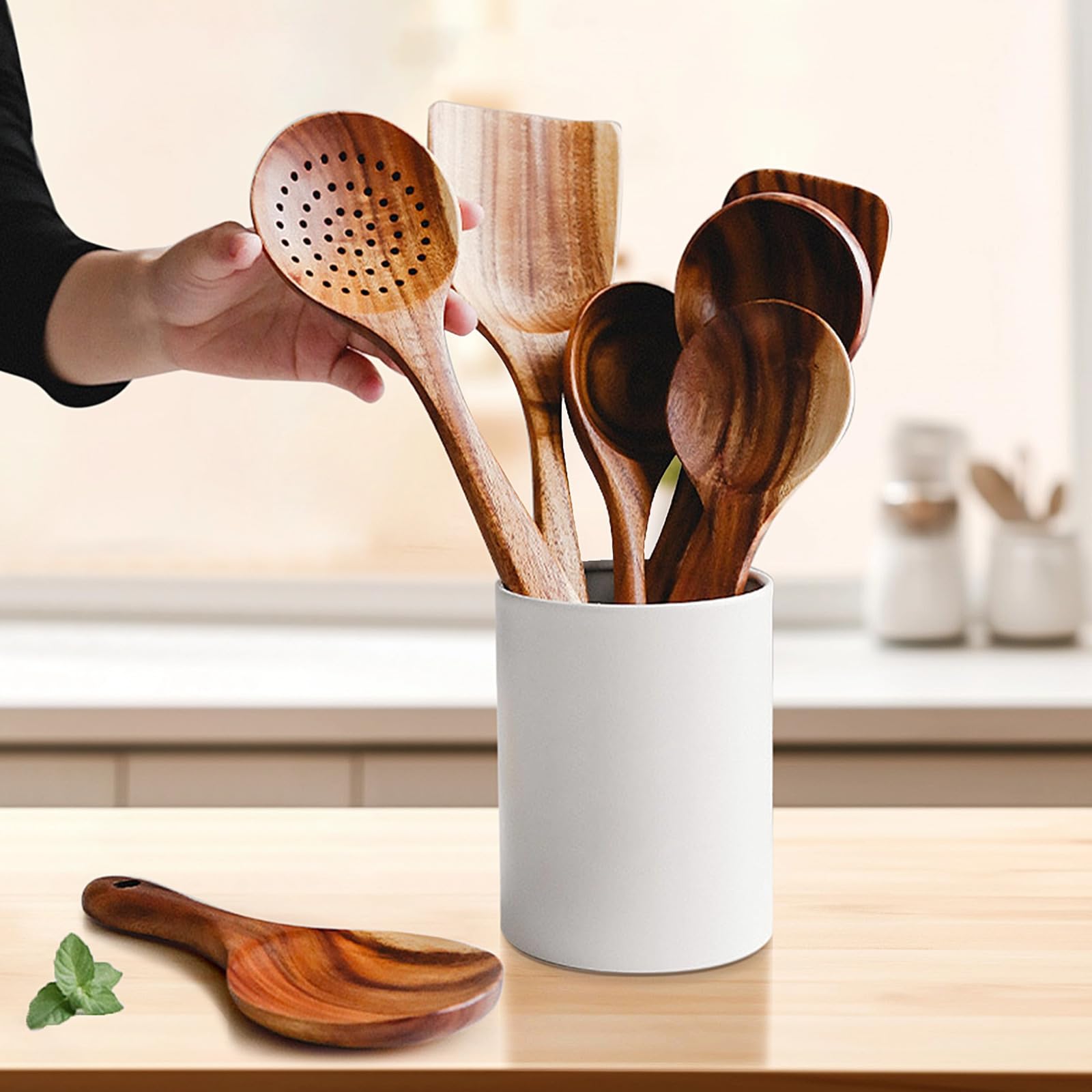 Küchenhelfer-Set, 7-teilig, aus Teakholz, Kochutensilien aus Holz mit langen Griffen, antihaftbeschichtet und hitzebeständig, ideal für den täglichen Gebrauch