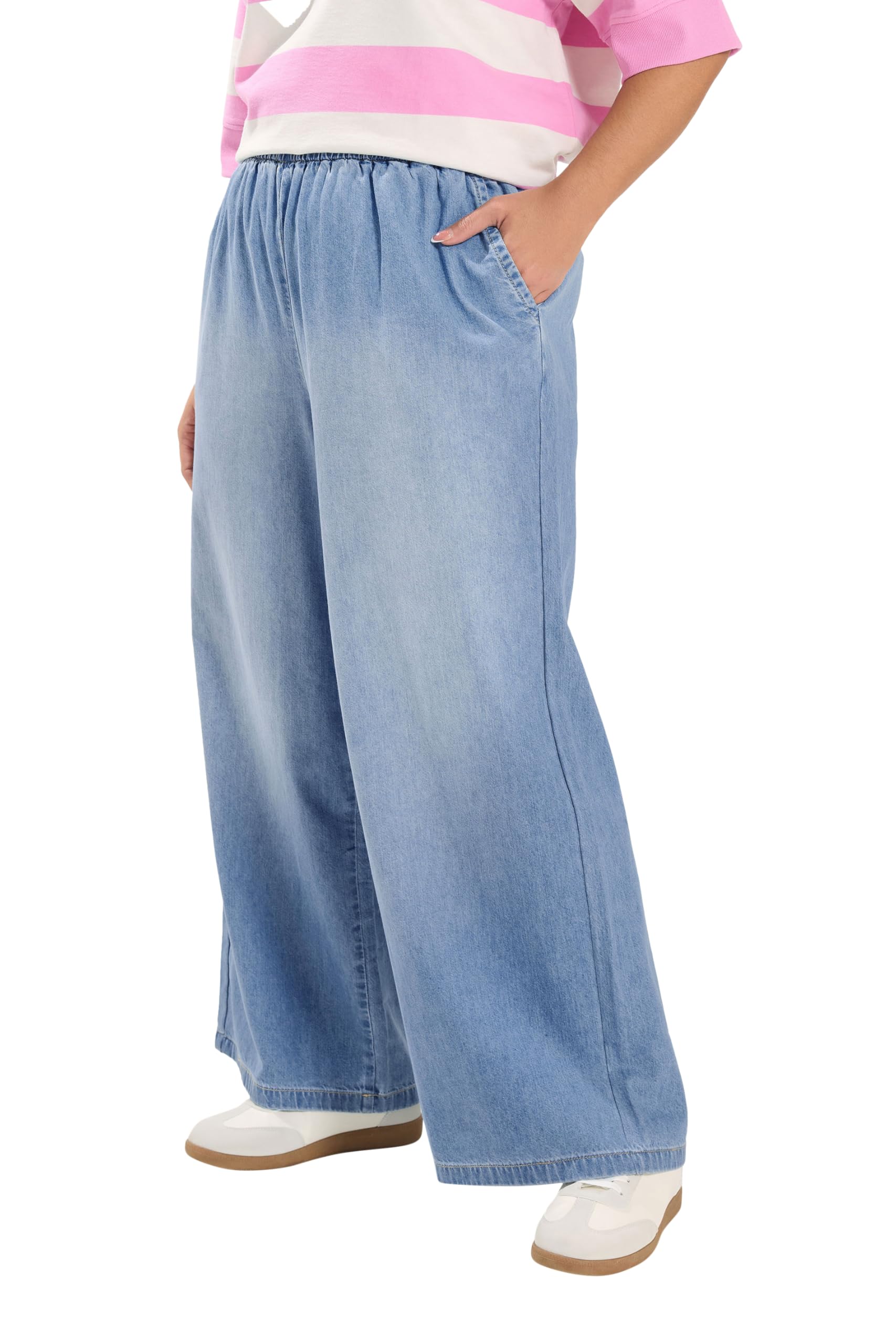 Yours Women's Mid Blue Curve Wide Leg Jeans - Plus Size Curve