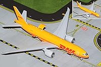 Vista 1 de GeminiJets GJDHL2143 DHL Boeing 777F N774CK Interactive Series; Escala 1:400, Amarillo