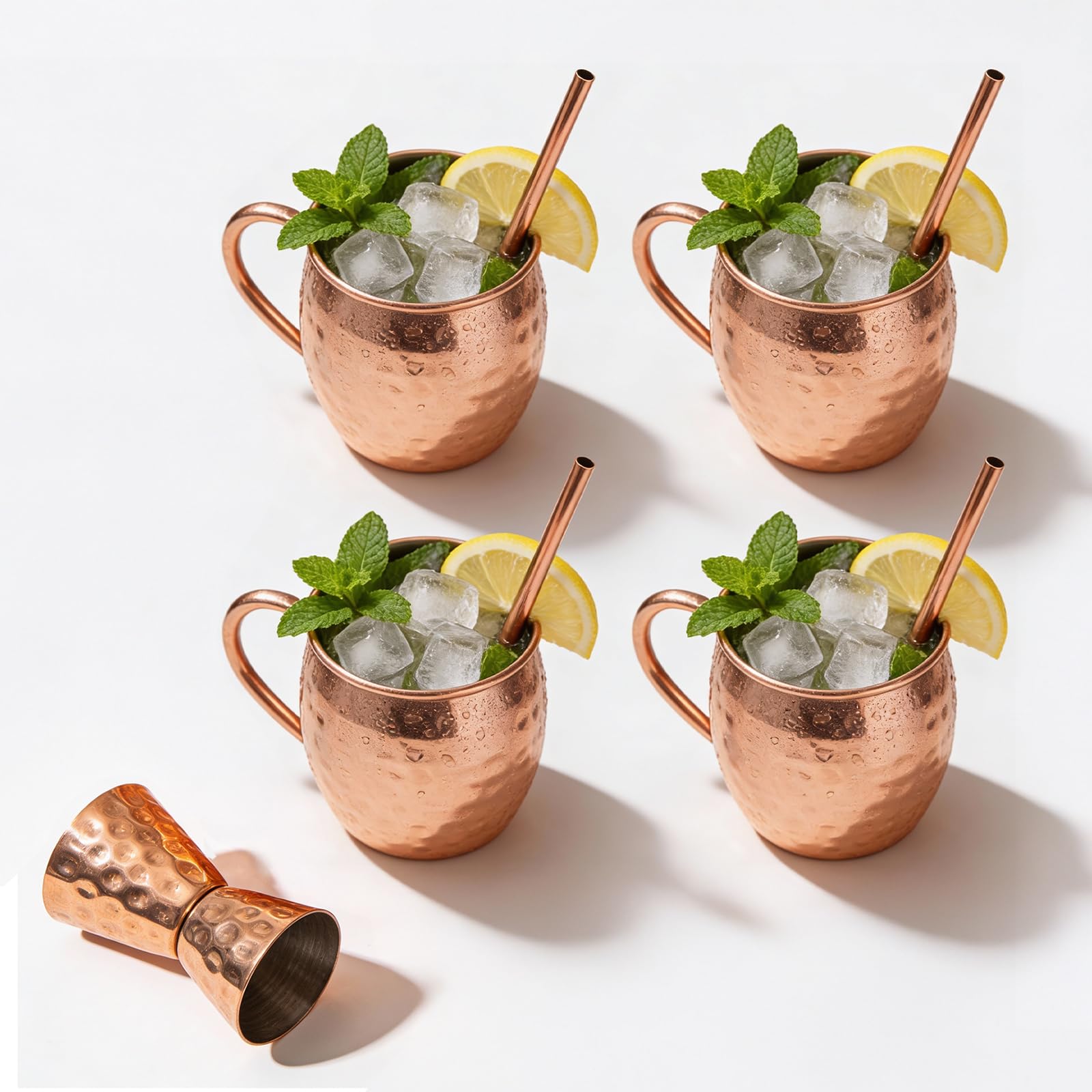 Craft Trade Moscow Mule Kubki zestaw 4 sztuk, ręcznie wykonane, młotkowane miedziane kubki z 4 miedzianymi słomkami i dzbankiem, idealny kubek do zimnych napojów, piwa, wina, barów, imprez, prezentów