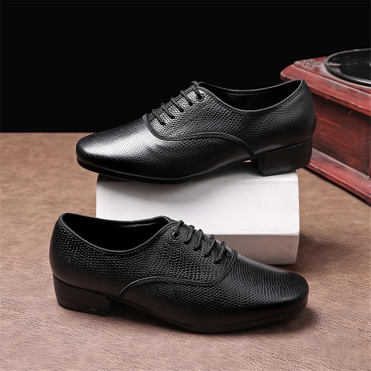 Men's Modern Dance Shoes Latin Waltz Ballroom Evening Dancing Shoes Low Heel Full Sole