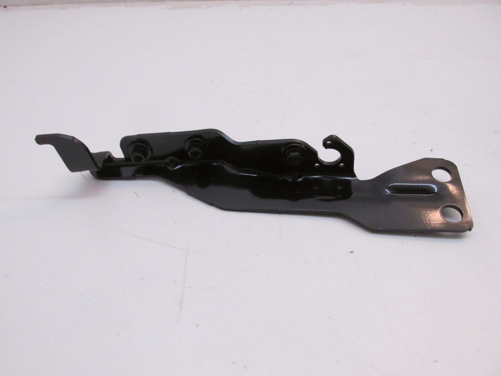 Amazon.com: Genuine GM Parts - Bracket (15951192) : Automotive