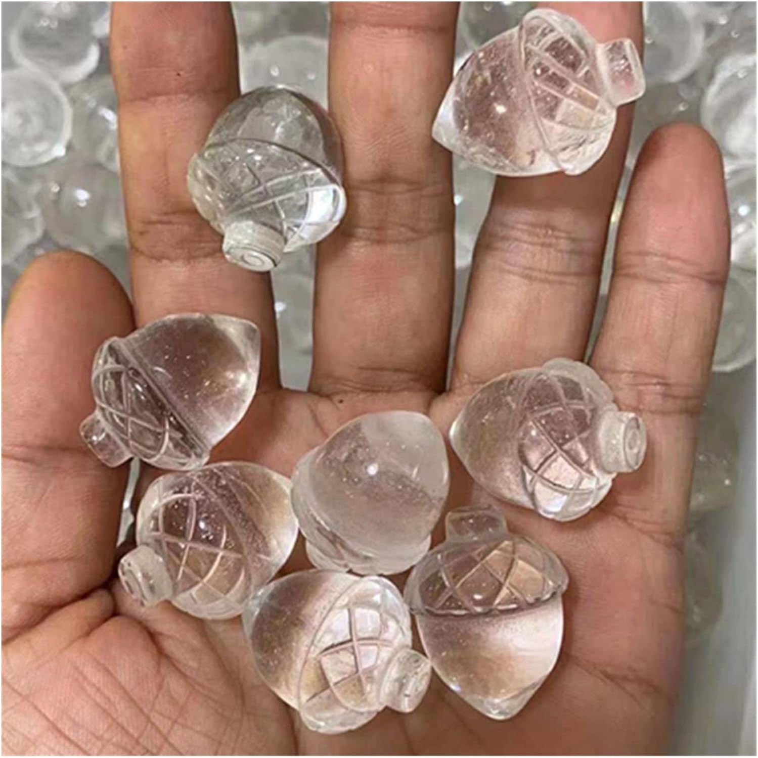 FIDEMM Natural Crystal Rough Natural Rose Stones Small Pine Cones Nut Statue Crystal Healing Hand Carved Gemstone Reiki Stones Luck Energy Decoration (Color : Clear Quartz)
