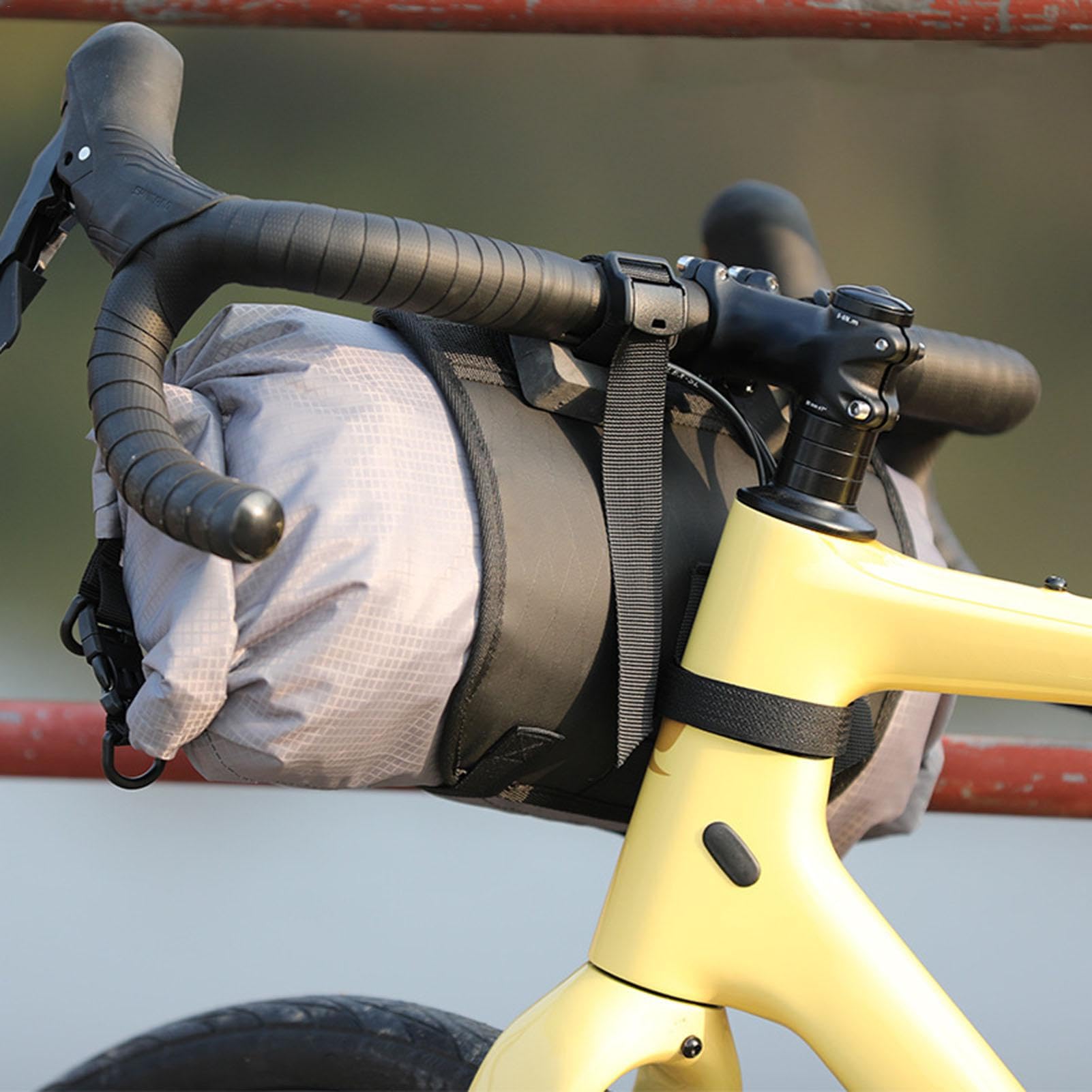 Sangles de bagages de guidon | Sangles de vélo réglables | Sangles de | chargement de vélo | Multifonctionnel Sangle de transport de guidon de vélo Sangles de bagage coussinets souples Accessoires