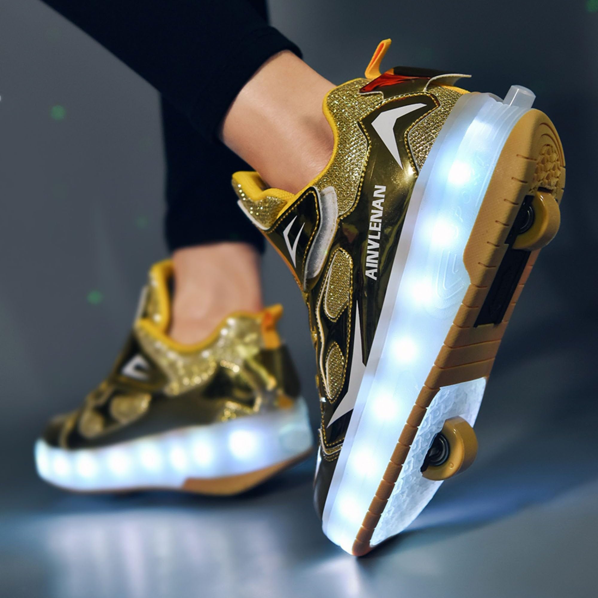 Sneaker per Bambini,Scarpe da Skateboard a Due Ruote,Luce a Cambio Colore Regolabile,Ricarica USB,universali per Ragazzi e Ragazze,Nero Rosa Oro Argento 27–40 EU