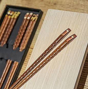 Amazon | 5 ペア 鉄製 木製 箸 彫刻デザイン クラシック 丈夫 再