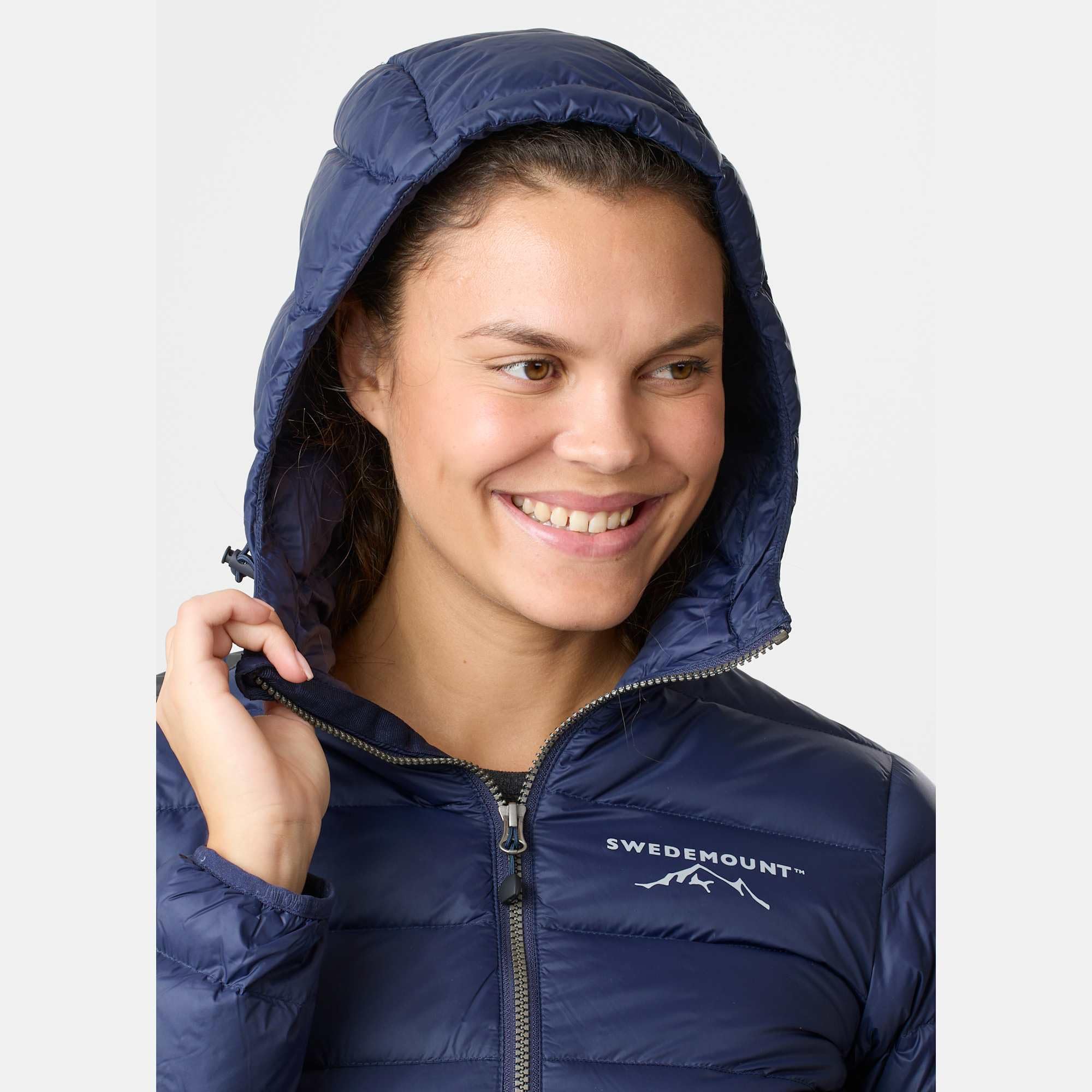 Swedemount Piumino Östersund 2.0 – leggero isolamento comprimibile con cerniera YKK Vislon per escursioni e tempo libero da donna