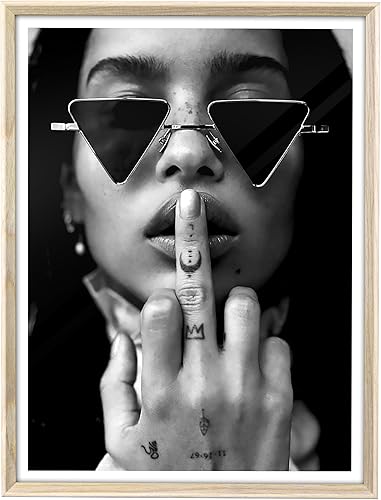 Miniatura 14 de iHery Arte de pared con marco de madera de roble natural beige dimensional, 12 x 16 pulgadas, arte de lienzo de lujo de Audrey Hepburn, arte de moda