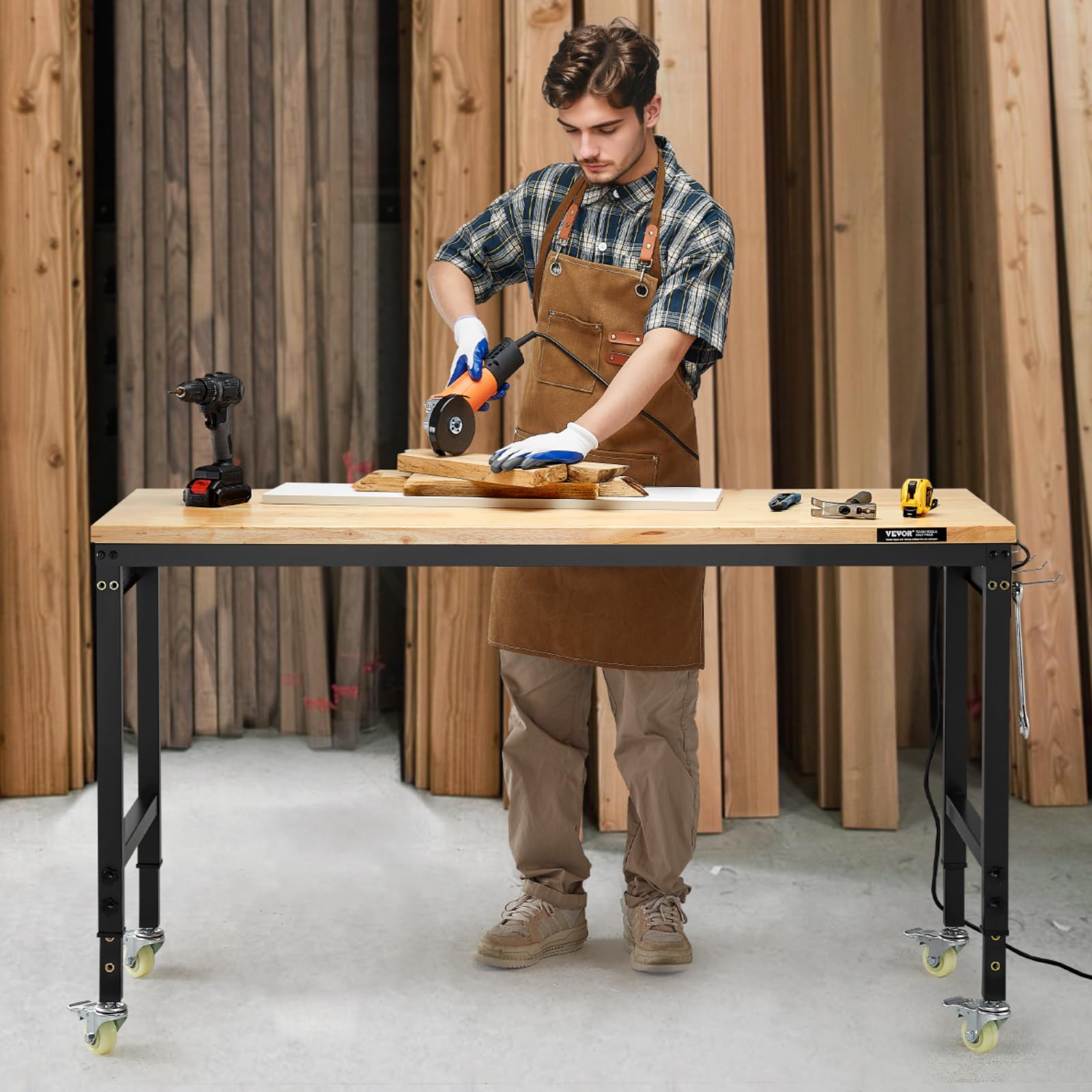 VEVOR Banco da Lavoro Regolabile 1524 mm, Carico 907 kg, Presa di Corrente, Tavolo per Lavoro Porta Attrezzi, Piano in Legno di Quercia per Garage, Officina, Ufficio e Casa