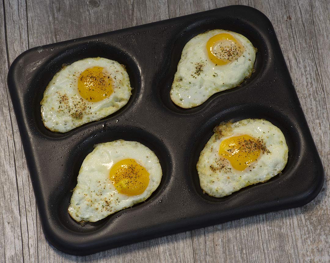 LloydPans Sartén para huevos irregulares de 4 cavidades de 9.5 pulgadas por 11 pulgadas - PSTK 2