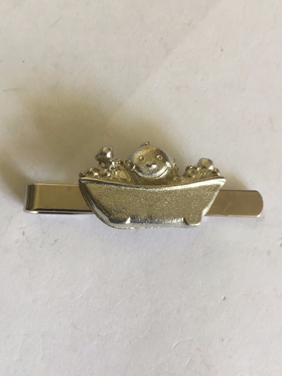 Child Baby in Bath TG90 Made From Fine English Modern Pewter on a Tie Clip (slide) POSTED BY US GIFTS FOR ALL 2016 FROM DERBYSHIRE UK