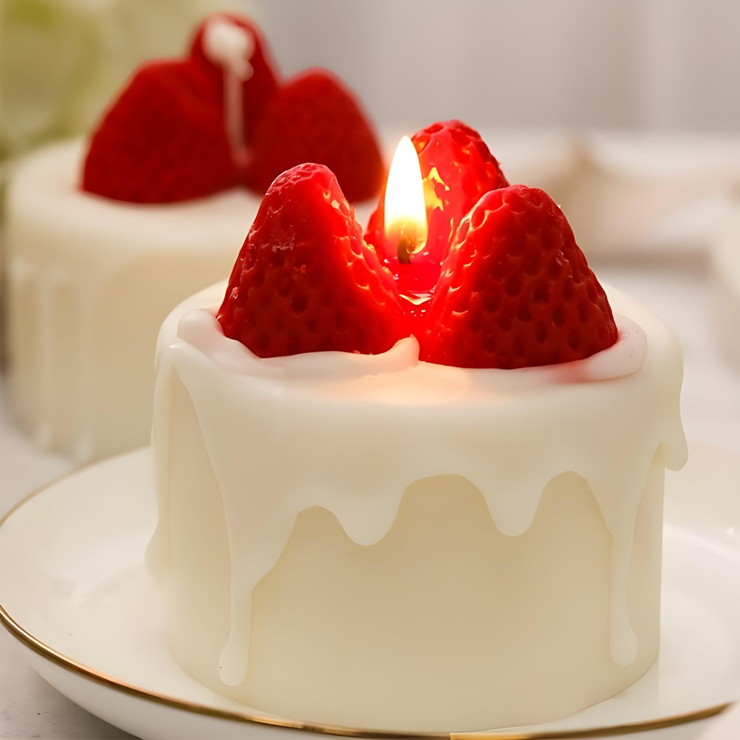 Cup Cake Candle, Decorative Design Fresh Strawberry Topings, White Red Combination, Thoughtful Gift, Rose Scented, Aromatherapy, Pack of 1-image-27
