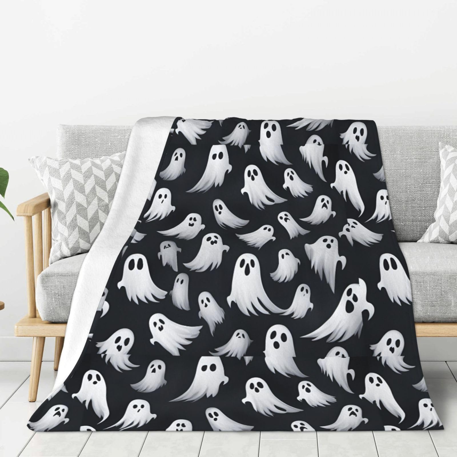 Couverture douce contre le froid : plaid épais fantôme blanc pour canapé et lit